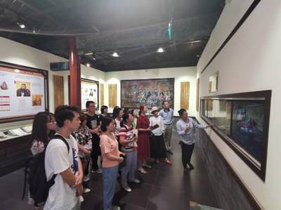 財(cái)務(wù)處黨支部赴孔廟和國(guó)子監(jiān)博物館開展廉政教育主題黨日活動(dòng)